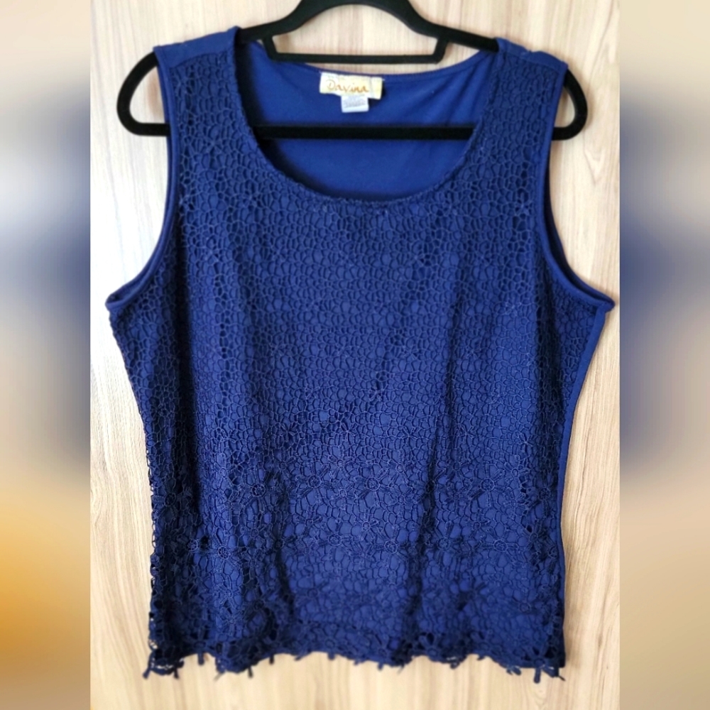 Business casual navy tank